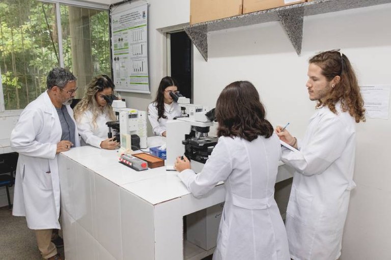 Equipe de pesquisadores da UFPB que realiza o estudo em parceria com colegas de São Paulo. foto Mateus de Medeiros.jpeg