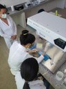 Pesquisa no laboratório _Foto Dhieggo Nascimento.jpg