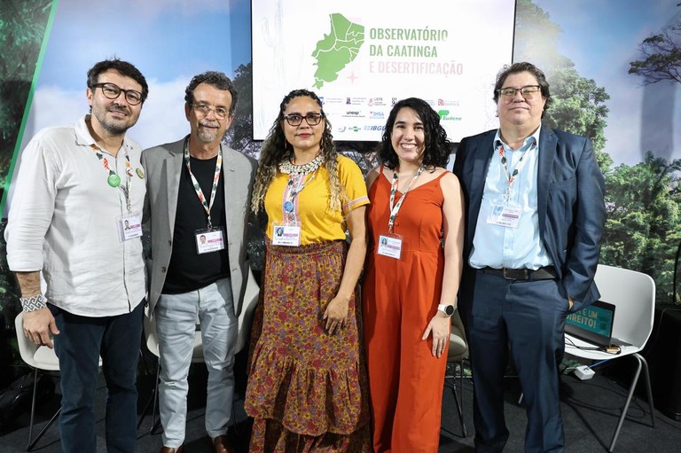 Pesquisadora do OCA, Sabrina Holanda, na COP30.jpeg